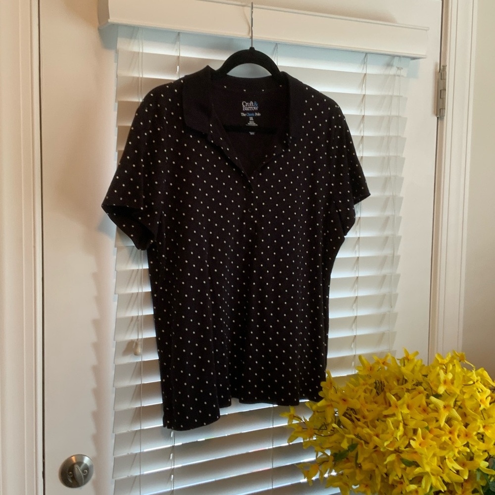 Croft & Barrow black and White Polka Dot Button Down Shirt